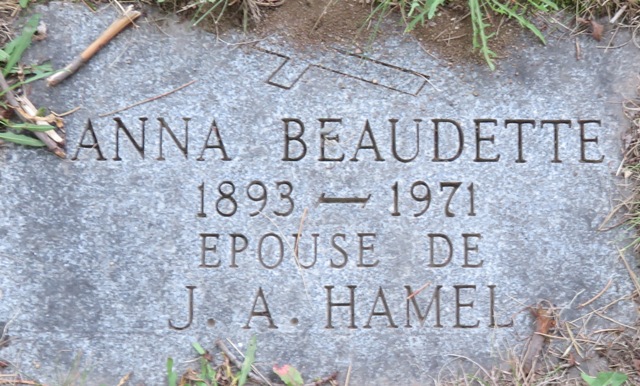 plaques/lot307_5.jpg