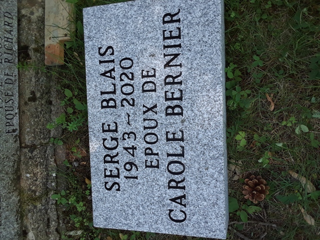 plaques/lot323_2.jpg