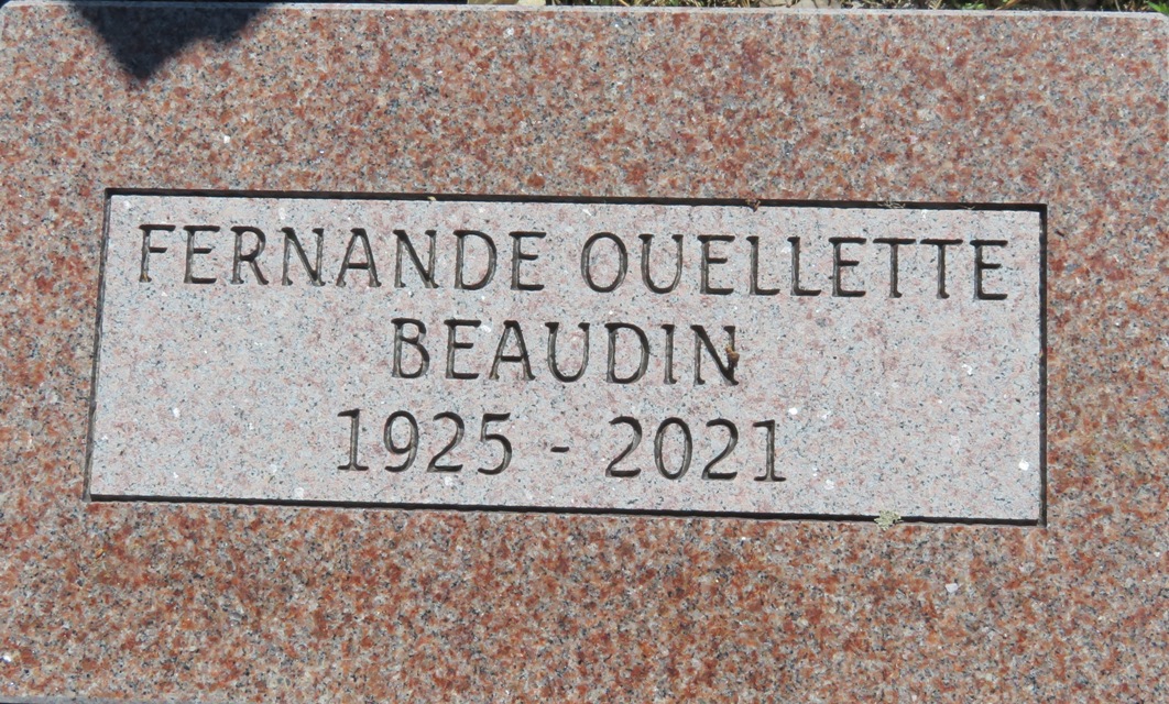 plaques/lot339_11.jpg