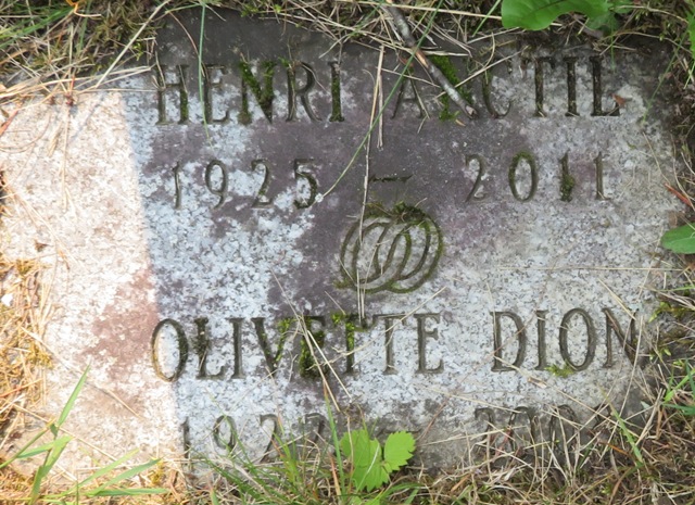 plaques/lot381_2.jpg