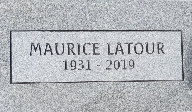plaques/lot708_10.jpg
