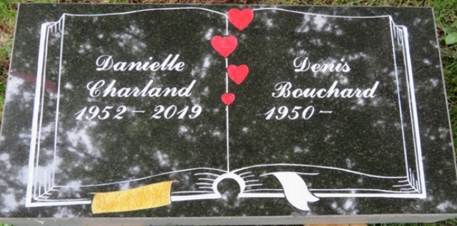 plaques/lot818_2.jpg